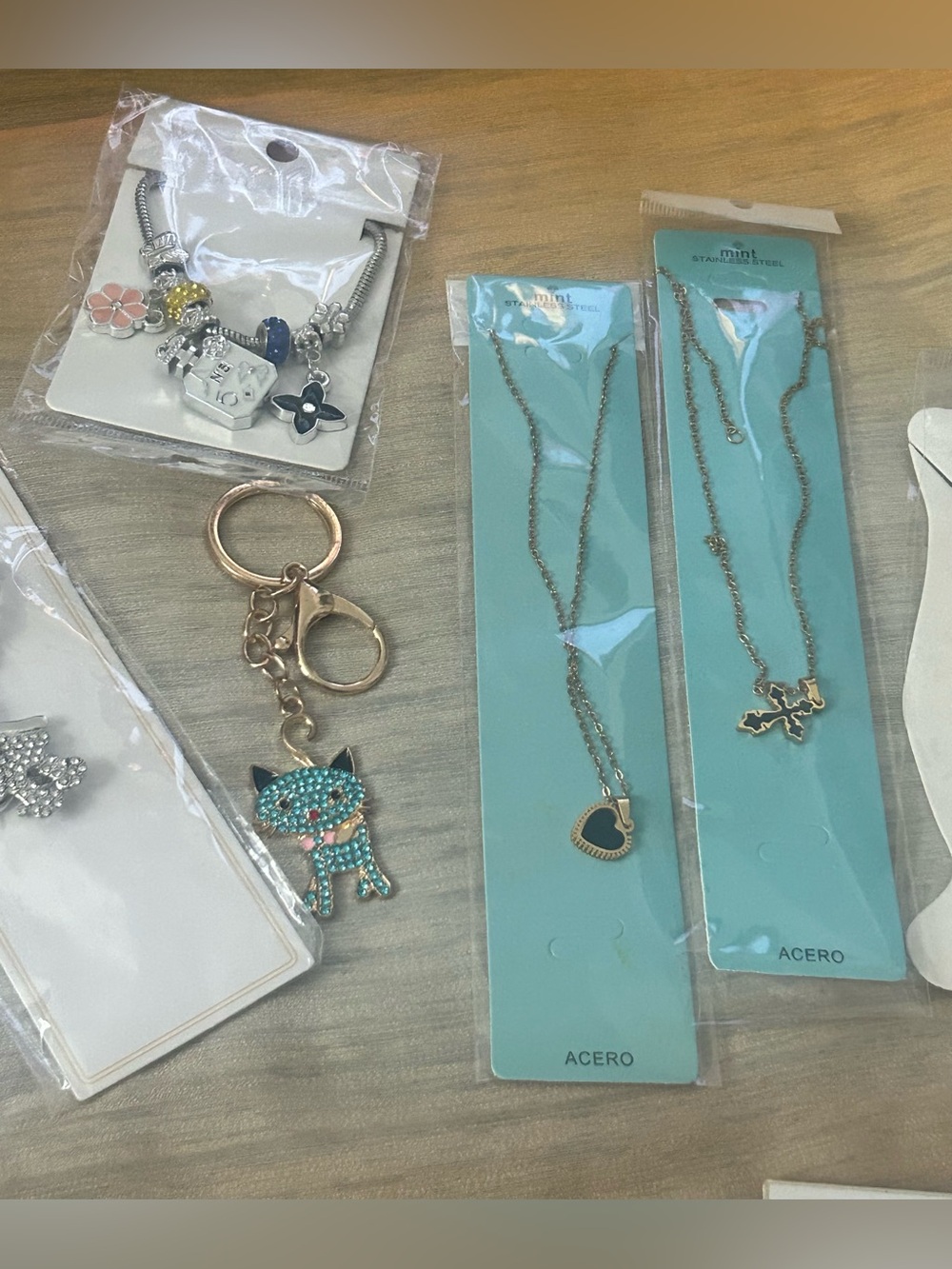 Jewelry/Accessory Bundle - Picture 4 of 7